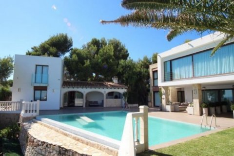 Villa zum Verkauf in Javea, Alicante, Spanien 6 Schlafzimmer, 542 m2 Nr. 44363 - Foto 3