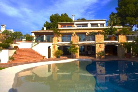 Villa zum Verkauf in Moraira, Alicante, Spanien 5 Schlafzimmer, 750 m2 Nr. 41602 - Foto 2