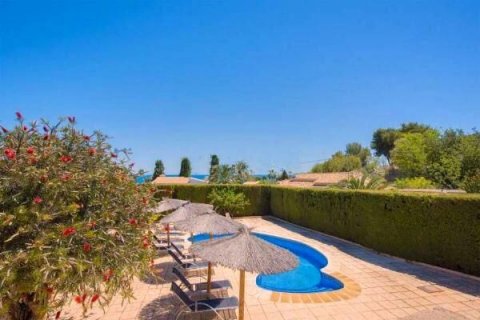 Villa zum Verkauf in Calpe, Alicante, Spanien 7 Schlafzimmer, 300 m2 Nr. 42427 - Foto 5