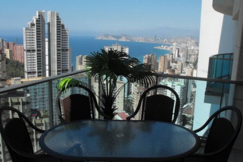 Wohnung zum Verkauf in Benidorm, Alicante, Spanien 2 Schlafzimmer, 112 m2 Nr. 45346 - Foto 2