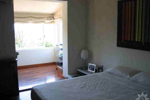 Villa zum Verkauf in Barcelona, Spanien 4 Schlafzimmer, 220 m2 Nr. 41463 - Foto 28