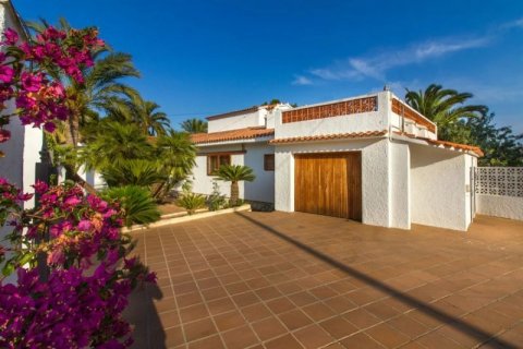 Villa zum Verkauf in Alfaz del Pi, Alicante, Spanien 4 Schlafzimmer, 376 m2 Nr. 43774 - Foto 5