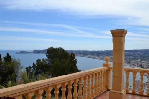 Villa zum Verkauf in Javea, Alicante, Spanien 6 Schlafzimmer, 450 m2 Nr. 45707 - Foto 1