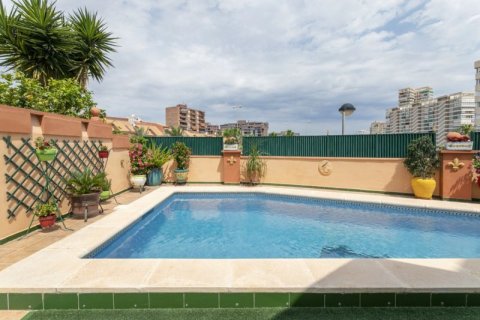 Villa zum Verkauf in Alicante, Spanien 6 Schlafzimmer, 314 m2 Nr. 41913 - Foto 2