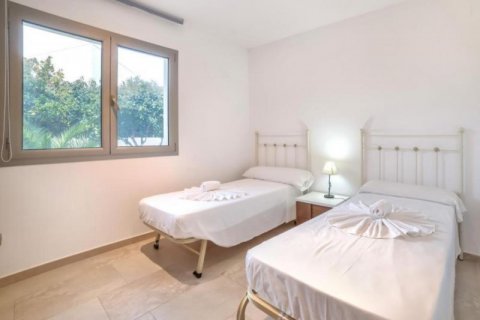 Villa zum Verkauf in Calpe, Alicante, Spanien 5 Schlafzimmer, 260 m2 Nr. 43834 - Foto 8