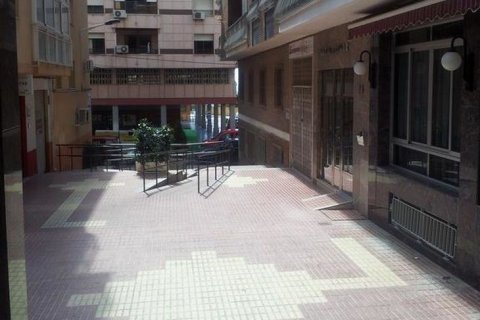 Hotel zum Verkauf in Benidorm, Alicante, Spanien 44 Schlafzimmer,  Nr. 44858 - Foto 4