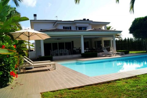 Villa zum Verkauf Alicante, Spanien 4 Schlafzimmer, 550 m2 Nr. 42584 - Foto 3
