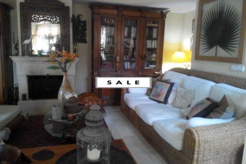 Villa zum Verkauf in Finestrat, Alicante, Spanien 3 Schlafzimmer, 230 m2 Nr. 44082 - Foto 9