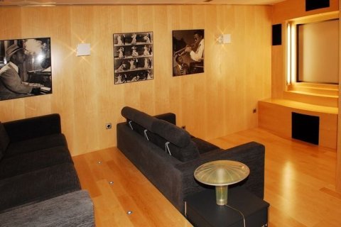 Villa zum Verkauf in Alicante, Spanien 6 Schlafzimmer, 1 m2 Nr. 45211 - Foto 9