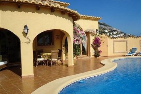 Villa zum Verkauf in Cumbre Del Sol, Alicante, Spanien 3 Schlafzimmer, 156 m2 Nr. 44367 - Foto 2