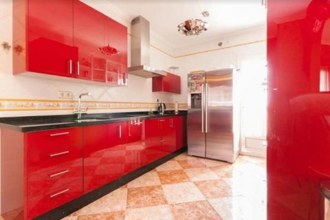 Villa zum Verkauf in Torrevieja, Alicante, Spanien 5 Schlafzimmer, 250 m2 Nr. 45829 - Foto 5