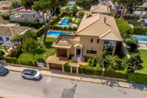 Villa zum Verkauf in Alicante, Spanien 4 Schlafzimmer, 299 m2 Nr. 43025 - Foto 3