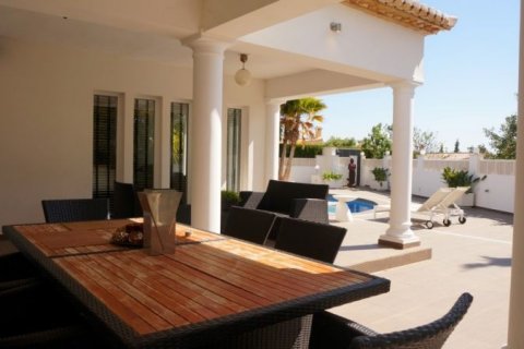 Villa zum Verkauf in Calpe, Alicante, Spanien 3 Schlafzimmer, 260 m2 Nr. 44312 - Foto 8