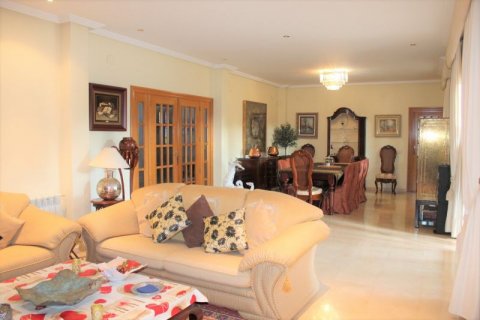 Villa zum Verkauf in Benidorm, Alicante, Spanien 7 Schlafzimmer, 455 m2 Nr. 44324 - Foto 8