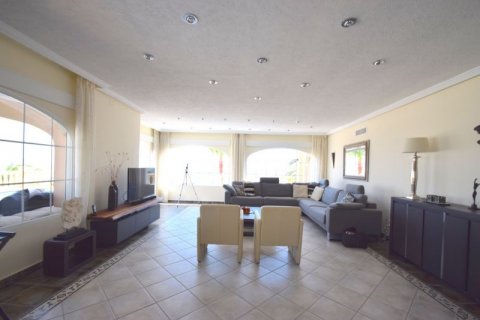 Villa zum Verkauf in Alfaz del Pi, Alicante, Spanien 5 Schlafzimmer, 390.39 m2 Nr. 44405 - Foto 10