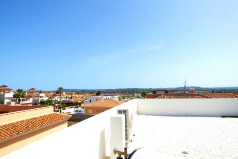 Villa zum Verkauf in Guardamar del Segura, Alicante, Spanien 3 Schlafzimmer, 134 m2 Nr. 43206 - Foto 4