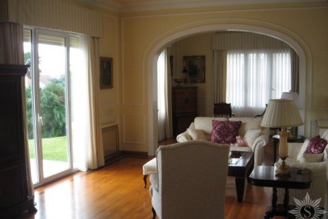 Villa zum Verkauf Barcelona, Spanien 3 Schlafzimmer, 420 m2 Nr. 41460 - Foto 12