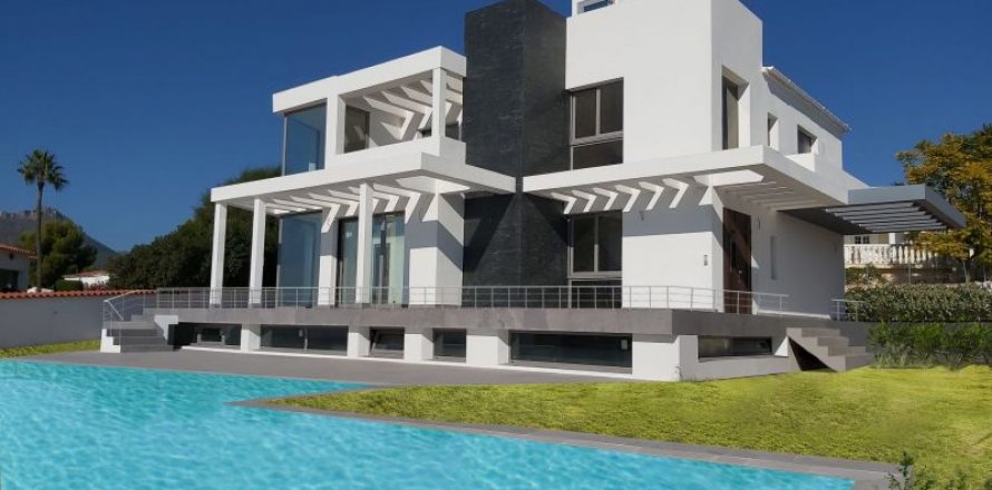 Villa in La Nucia, Alicante, Spanien 4 Schlafzimmer, 420 m2 Nr. 42748