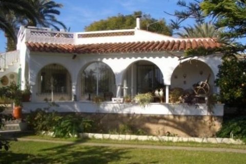 Villa zum Verkauf in Benidorm, Alicante, Spanien 3 Schlafzimmer, 190 m2 Nr. 44485 - Foto 2