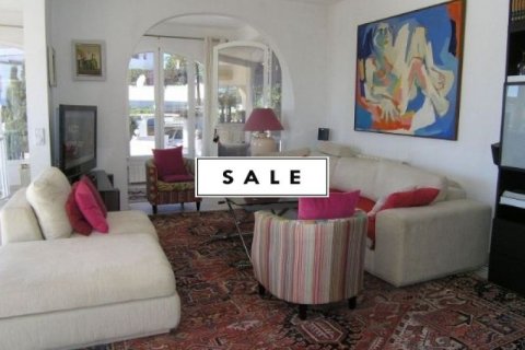 Villa zum Verkauf in Benissa, Alicante, Spanien 3 Schlafzimmer, 230 m2 Nr. 45495 - Foto 8