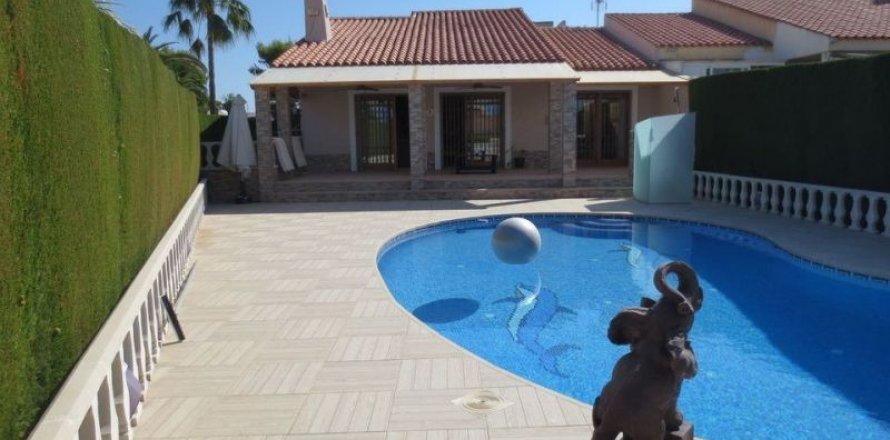 Villa in Benidorm, Alicante, Spanien 3 Schlafzimmer, 172 m2 Nr. 44480