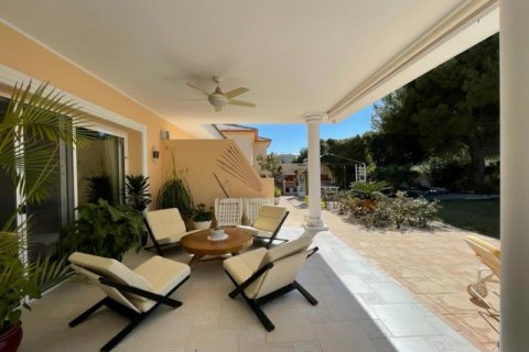 Villa zum Verkauf in La Nucia, Alicante, Spanien 5 Schlafzimmer, 510 m2 Nr. 44029 - Foto 9