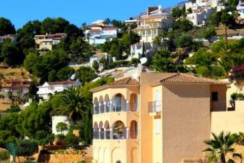 Villa zum Verkauf in Altea, Alicante, Spanien 4 Schlafzimmer, 378 m2 Nr. 42726 - Foto 3