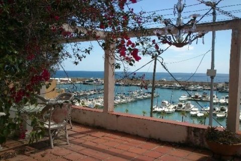 Villa zum Verkauf in Villajoyosa, Alicante, Spanien 6 Schlafzimmer, 300 m2 Nr. 44372 - Foto 2