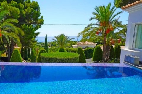 Villa zum Verkauf in Altea, Alicante, Spanien 4 Schlafzimmer, 400 m2 Nr. 41745 - Foto 2