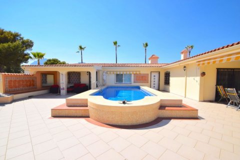 Villa zum Verkauf in Alfaz del Pi, Alicante, Spanien 4 Schlafzimmer, 230 m2 Nr. 42143 - Foto 7