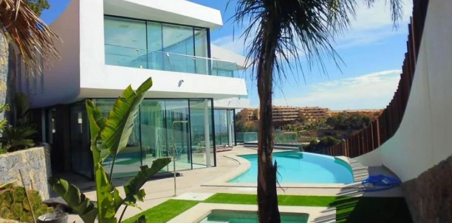 Villa in Altea, Alicante, Spanien 4 Schlafzimmer, 700 m2 Nr. 42646