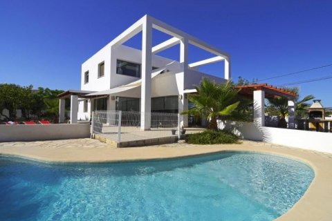 Villa zum Verkauf in Calpe, Alicante, Spanien 5 Schlafzimmer, 260 m2 Nr. 43834 - Foto 1