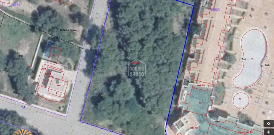 Land in Es Mercadal, Menorca, Spanien 2489 m2 Nr. 47053