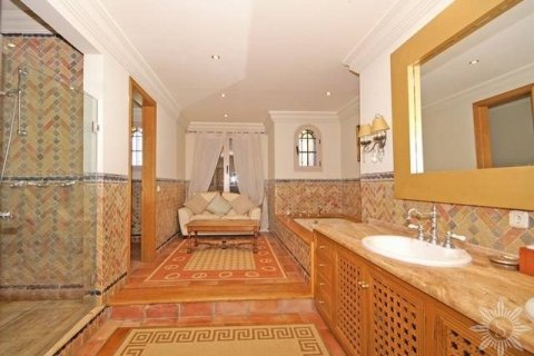 Villa zum Verkauf in Marbella, Malaga, Spanien 9 Schlafzimmer, 1400 m2 Nr. 41457 - Foto 14