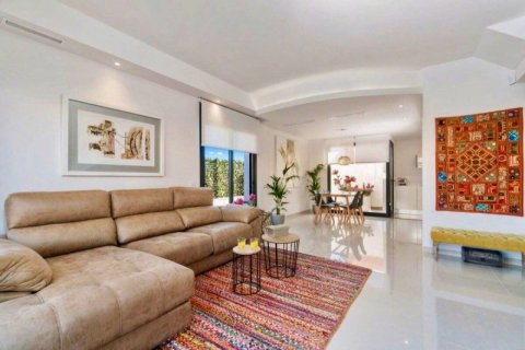 Villa zum Verkauf in Villamartin, Alicante, Spanien 3 Schlafzimmer, 99 m2 Nr. 43051 - Foto 5