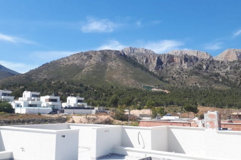 Villa zum Verkauf in Polop, Alicante, Spanien 3 Schlafzimmer, 200 m2 Nr. 43938 - Foto 10