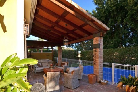 Villa zum Verkauf Alicante, Spanien 6 Schlafzimmer, 450 m2 Nr. 41911 - Foto 3