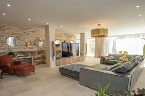 Villa zum Verkauf in Alicante, Spanien 6 Schlafzimmer, 900 m2 Nr. 43629 - Foto 8
