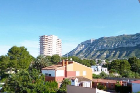 Villa zum Verkauf in Denia, Alicante, Spanien 5 Schlafzimmer, 200 m2 Nr. 45275 - Foto 2
