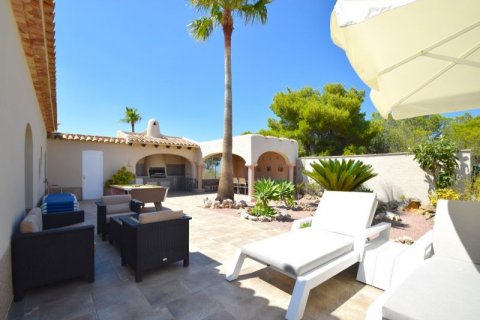 Villa zum Verkauf in Alfaz del Pi, Alicante, Spanien 5 Schlafzimmer, 390.39 m2 Nr. 44405 - Foto 8