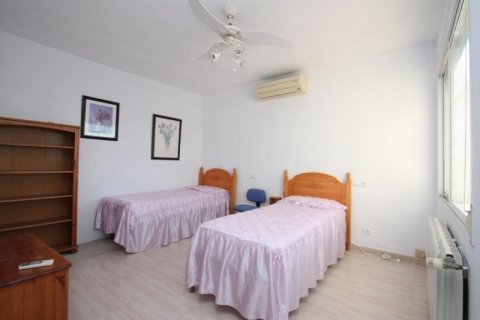 Villa zum Verkauf in Calpe, Alicante, Spanien 5 Schlafzimmer, 220 m2 Nr. 45641 - Foto 9