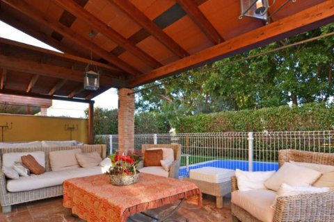 Villa zum Verkauf Alicante, Spanien 6 Schlafzimmer, 450 m2 Nr. 41911 - Foto 2
