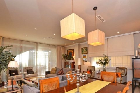Villa zum Verkauf Alicante, Spanien 6 Schlafzimmer, 450 m2 Nr. 41911 - Foto 10