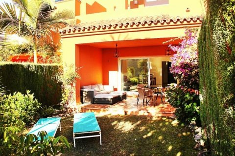 Townhouse zum Verkauf in Alicante, Spanien 3 Schlafzimmer,  Nr. 45270 - Foto 4