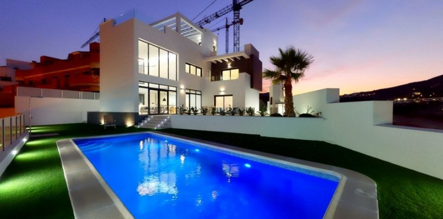 Villa in Finestrat, Alicante, Spanien 3 Schlafzimmer, 300 m2 Nr. 45005