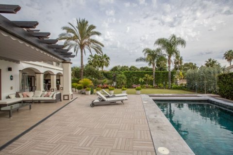 Villa zum Verkauf in Marbella, Malaga, Spanien 6 Schlafzimmer, 750 m2 Nr. 44600 - Foto 3