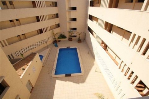 Wohnung zum Verkauf in Torrevieja, Alicante, Spanien 3 Schlafzimmer, 90 m2 Nr. 45995 - Foto 4