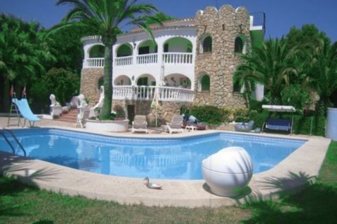 Villa zum Verkauf in Calpe, Alicante, Spanien 4 Schlafzimmer, 415 m2 Nr. 43955 - Foto 1