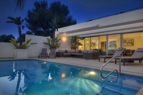 Villa zum Verkauf in Javea, Alicante, Spanien 4 Schlafzimmer,  Nr. 44190 - Foto 3