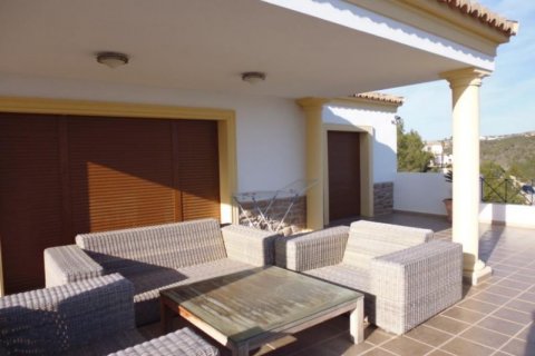 Villa zum Verkauf in Calpe, Alicante, Spanien 5 Schlafzimmer, 380 m2 Nr. 44952 - Foto 3